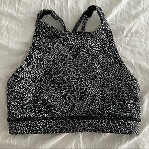 Lululemon high neck sports bra 4